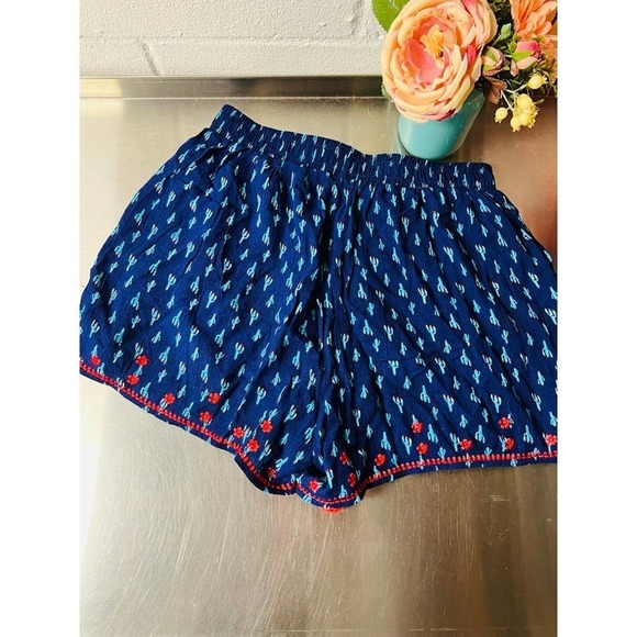 Blue Rain Patterned Shorts - Picture 5 of 7